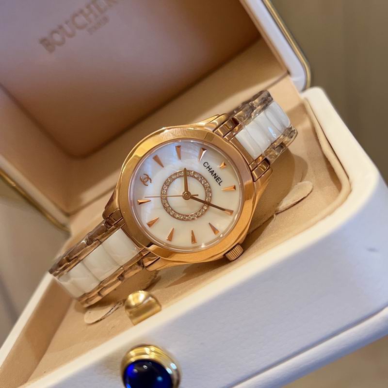 25 Chanel woman watch 1228